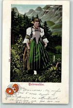 Unterwalder Trachtenfrau