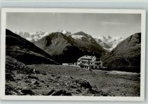 Muottas Muraigl - Blick von Muottas Muraigl auf die Bernina Gruppe