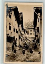 Bündner Tödi - Dorfstrasse Kuhtrieb