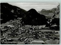 3752 Wimmis - Fliegeraufnahme Burgfluh