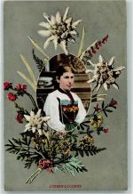 Luzerner Trachtenfrau mit Edelweiss Verzierung