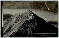 Niesen Gebrauchsspuren Fliegeraufnahme Gipfel Kulm