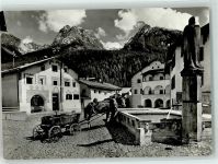 7550 Scuol Schuls - Dorfplatz Pferd am Wagen am Brunnen