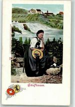 Trachtenfrau am Rheinfall