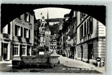 2520 La Neuveville Foto AK Rue du Marche Brunnen