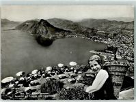 Monte Bré - Kulm Terrasse Mädchen mit Tragekorb