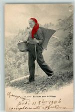 1874 Champéry 1906 - Winzerin mit Pfeife auf dem Weg ins Dorf
