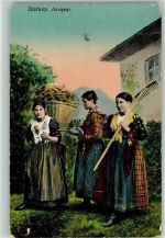 3 Tessiner Trachten Damen