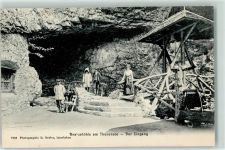 3800 Sundlauenen - Am Eingang zur Beatushöhle