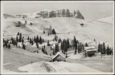 um 1940 - Italien, Dolomiti, Alpe di Siusi, Poste e stazione,Joh. Hubert