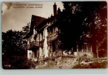 2037 Montmollin - L Eglantine Bank Frau