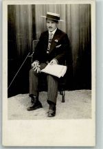 8610 Uster 192 Foto AK Mann mit Hut Ort handschriftlich