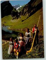 Seealpsee Alphornbläser mit Familie AK Alphorn