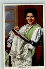 1922 - Künzli Tobler 8347 Frau mit einem Stickrahmen AK