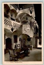 9490 Vaduz Foto AK Schloss Inneres Tisch Stuhl Geweih Rüstung Fahnen
