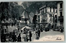 3800 Interlaken 1906 Foto AK Marktszene Marktstrasse Geschäft Drogerie Hotel Schwanen