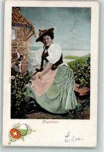 Junge Frau in der landestypischen Tracht aus Vaudoise Verlag Guggenheim & Co. 10202 Tracht Schweiz 1902