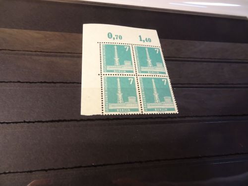 Berlin Michel 135 Viererblock Ecke links oben postfrisch