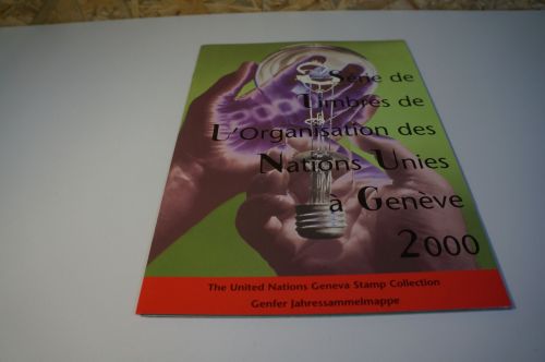 UNO Genf Jahresmappe 2000 postfrisch