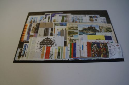 Bund Jahrgang 2011 gestempelt komplett inkl. Selbstklebende