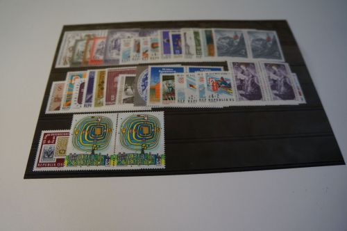 Österreich Jahrgang 1975 postfrisch waagrechte Paare
