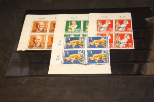 Bund Michel 297/00 Eckrand Viererblock oben links