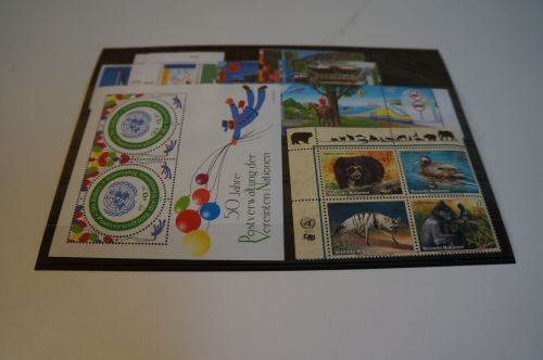 UNO Wien Jahrgang 2001 postfrisch komplett