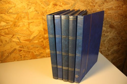 5 Einsteckbücher mit je 32 Seiten in blau