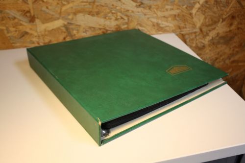 Mauritius Binder mit 15 schwarzen Blättern 4 Streifen