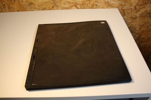 Leuchtturm 30 schwarze 1er Hüllen "Royal"