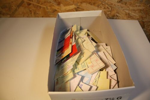 Niederlande Kiste mit 145 MH