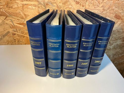 Dt. Post 5 ETB Alben mit Jahreszahlen am Rücken