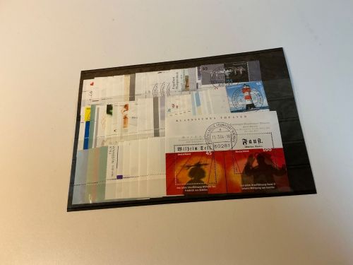 Bund Jahrgang 2004 komplett gestempelt ohne selbstklebende