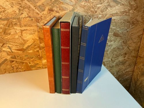 5 Einsteckbücher mit je 32 Seiten verschiedene Farben