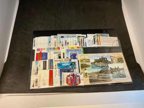 Bund Jahrgang 2011 gestempelt komplett inkl. Selbstklebende