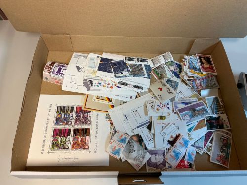 Alle Welt 1 kg lose Marken