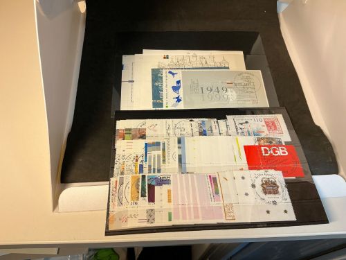 Bund Jahrgang 1999 gestempelt komplett