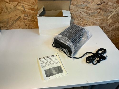 UV Lampe schwarz