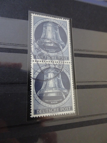 Berlin Michel 85 senkrechtes Paar gestempelt Glocke II