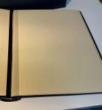 2 Kabe Klemmbinder Atlas blau mit Schuber