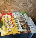 150 Numisblätter ohne Münzen