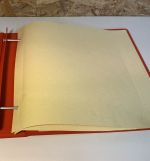 2 Schaubek Schraubdecken orange + Schuber weiß