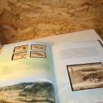 China Jahrbuch 2002 postfrisch (roter Einband)