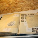 Frankreich 2 Bogenmappen mit Bogenteilen / Einheiten / Marken