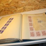 Frankreich 2 Bogenmappen mit Bogenteilen / Einheiten / Marken