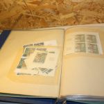 Frankreich 2 Bogenmappen mit Bogenteilen / Einheiten / Marken