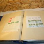 Frankreich 2 Bogenmappen mit Bogenteilen / Einheiten / Marken