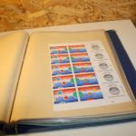 Frankreich 2 Bogenmappen mit Bogenteilen / Einheiten / Marken