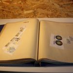 Frankreich 2 Bogenmappen mit Bogenteilen / Einheiten / Marken