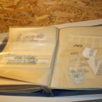 Frankreich 2 Bogenmappen mit Bogenteilen / Einheiten / Marken